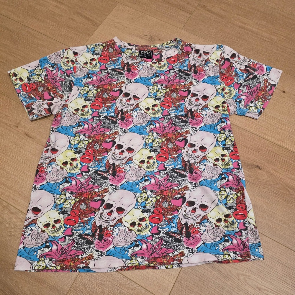 Y2K SUPER MASSIVE Men's X-Large All Over Skulls Roses Butterflies Print T-Shirt